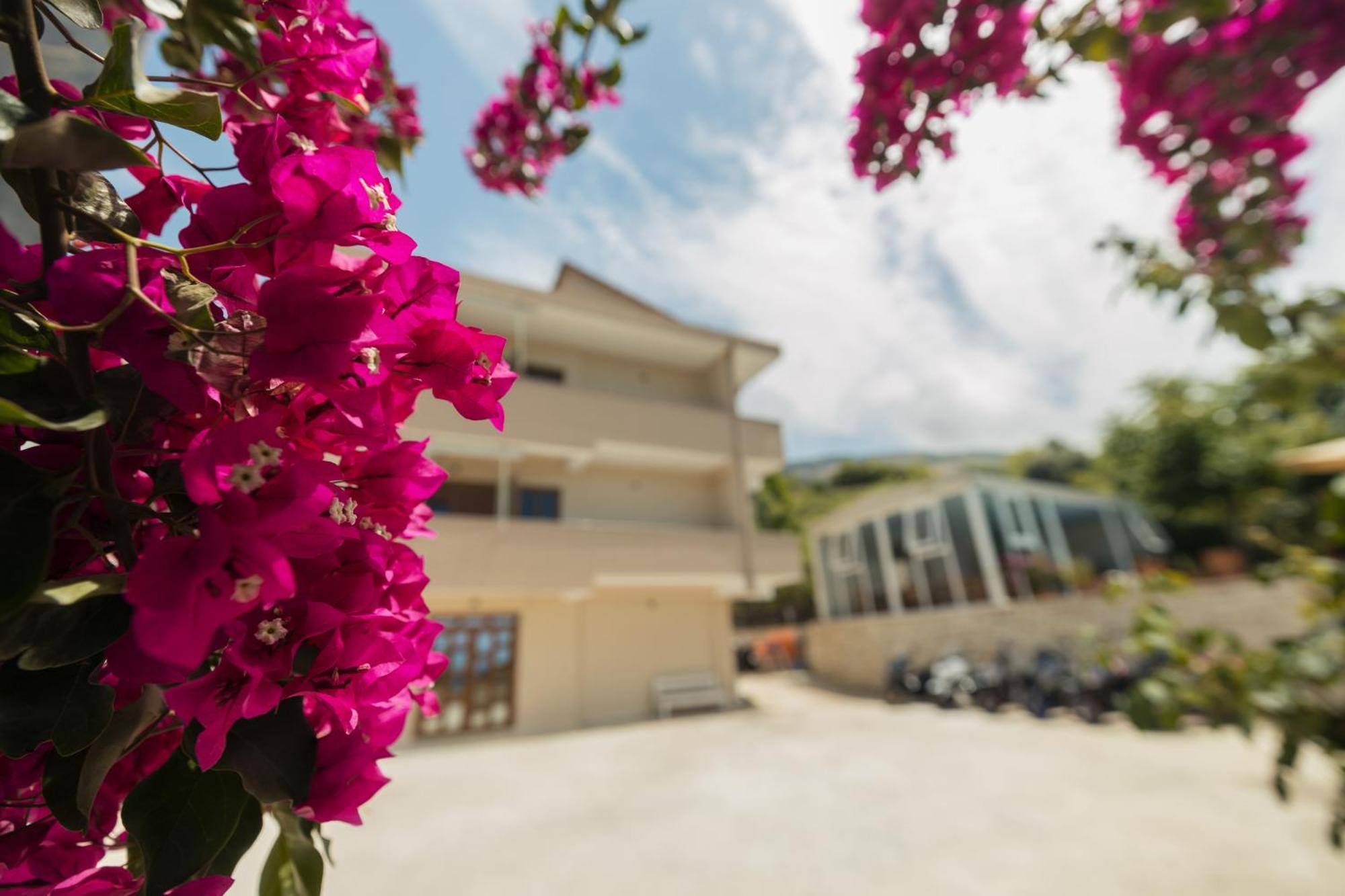 Voyage Villa Vlore Luaran gambar
