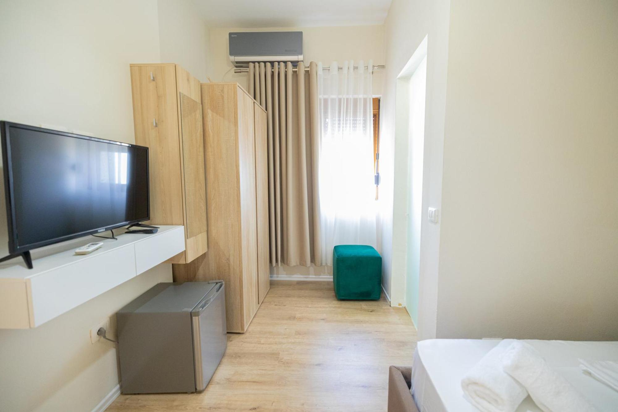 Voyage Villa Vlore Luaran gambar