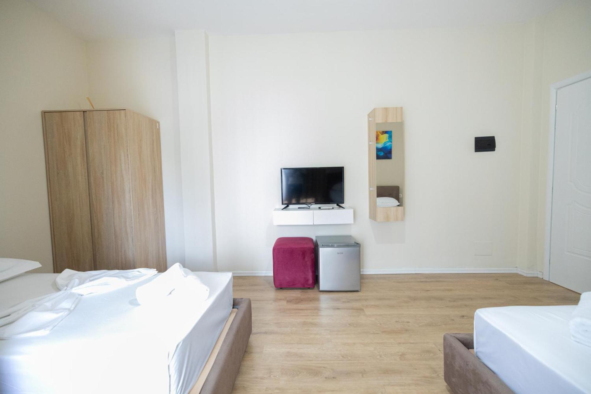 Voyage Villa Vlore Luaran gambar