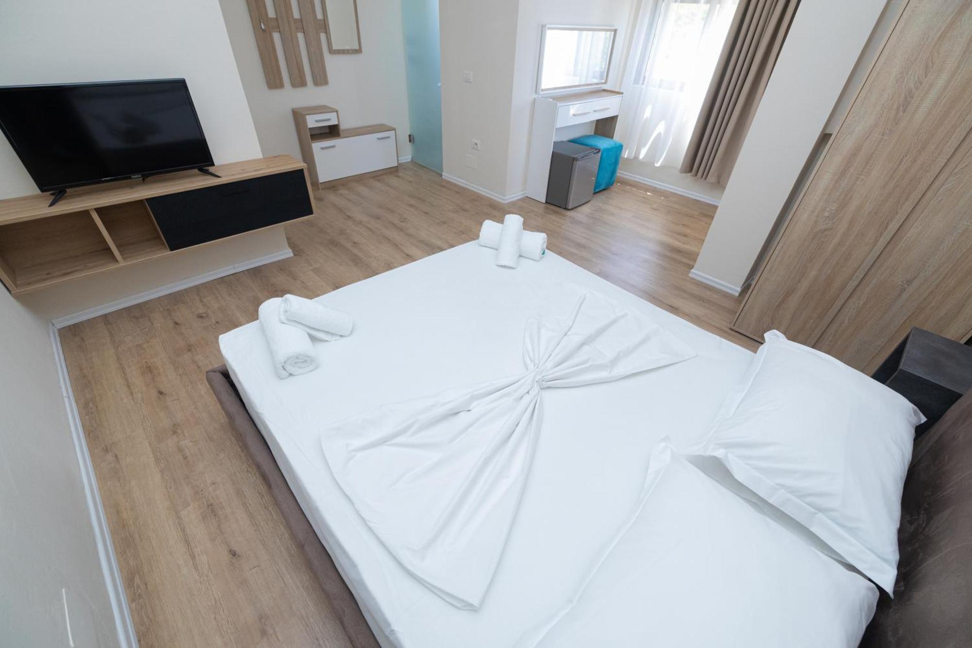 Voyage Villa Vlore Luaran gambar
