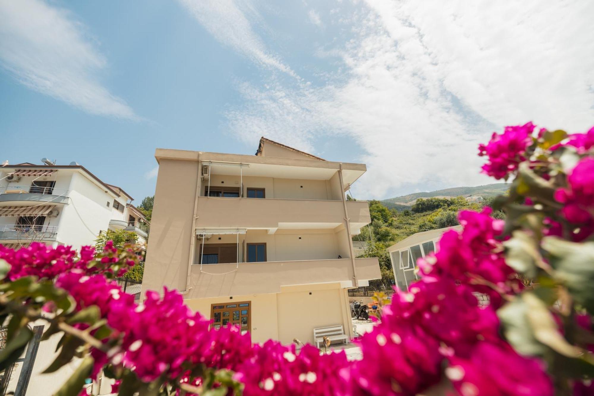 Voyage Villa Vlore Luaran gambar